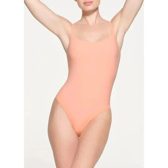SKIMS SQUARE NECK BODYSUIT LIMITED EDITION FADED NECTAR size large - Picture 1 of 4
